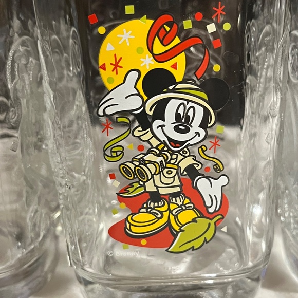 Vintage Millennial 2000 Collectible Disney World Glasses (Set of 5) - Picture 6 of 10